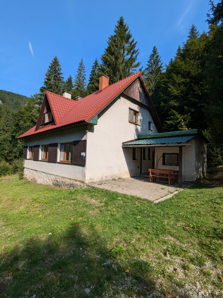 Drobkov Cottage